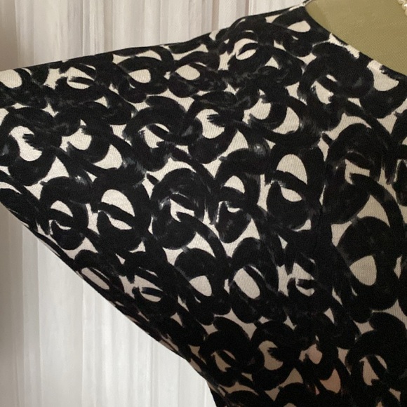 Garnet Hill silk/cotton lightweight knee length dress! Abstract print! Size Med - Picture 3 of 15